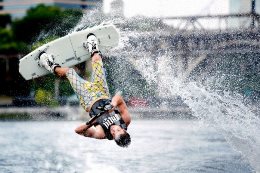 Moscow holds the championship wakeboarding and veykskaytingu