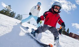 especially clothing for children in practicing skiing1