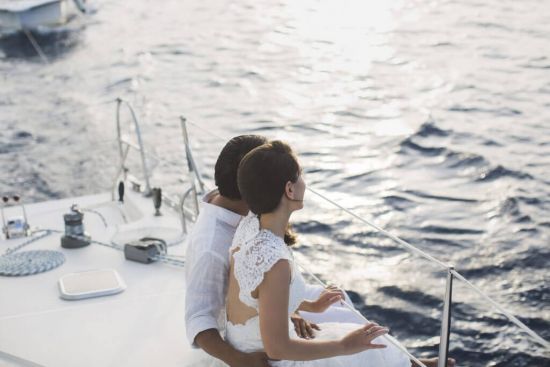 2 Cruisin Together Why Have a Dreamy Yacht Wedding in Greece 2 1024x683 7bd22